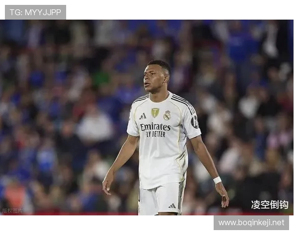 西甲收官大战群星闪耀姆巴佩莱万双响瑟洛特替补戴帽竞逐MVP